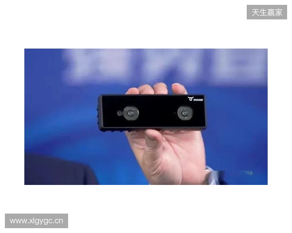 瓦德尔：B费库尼亚状态正佳，帕尔默若来曼联能稳获主力吗？